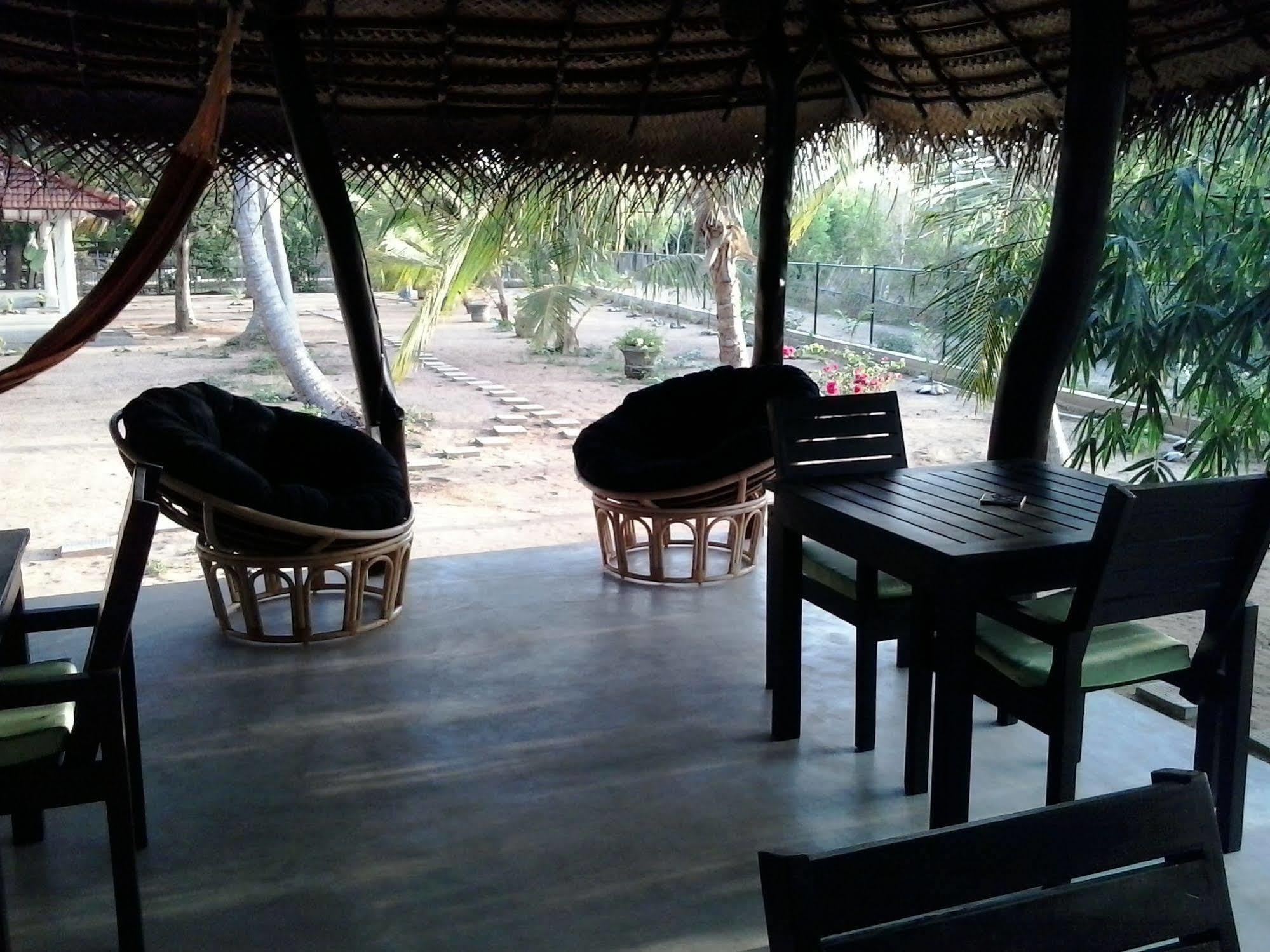 Chillenjoy Cabanas & Restaurant Tangalle Luaran gambar