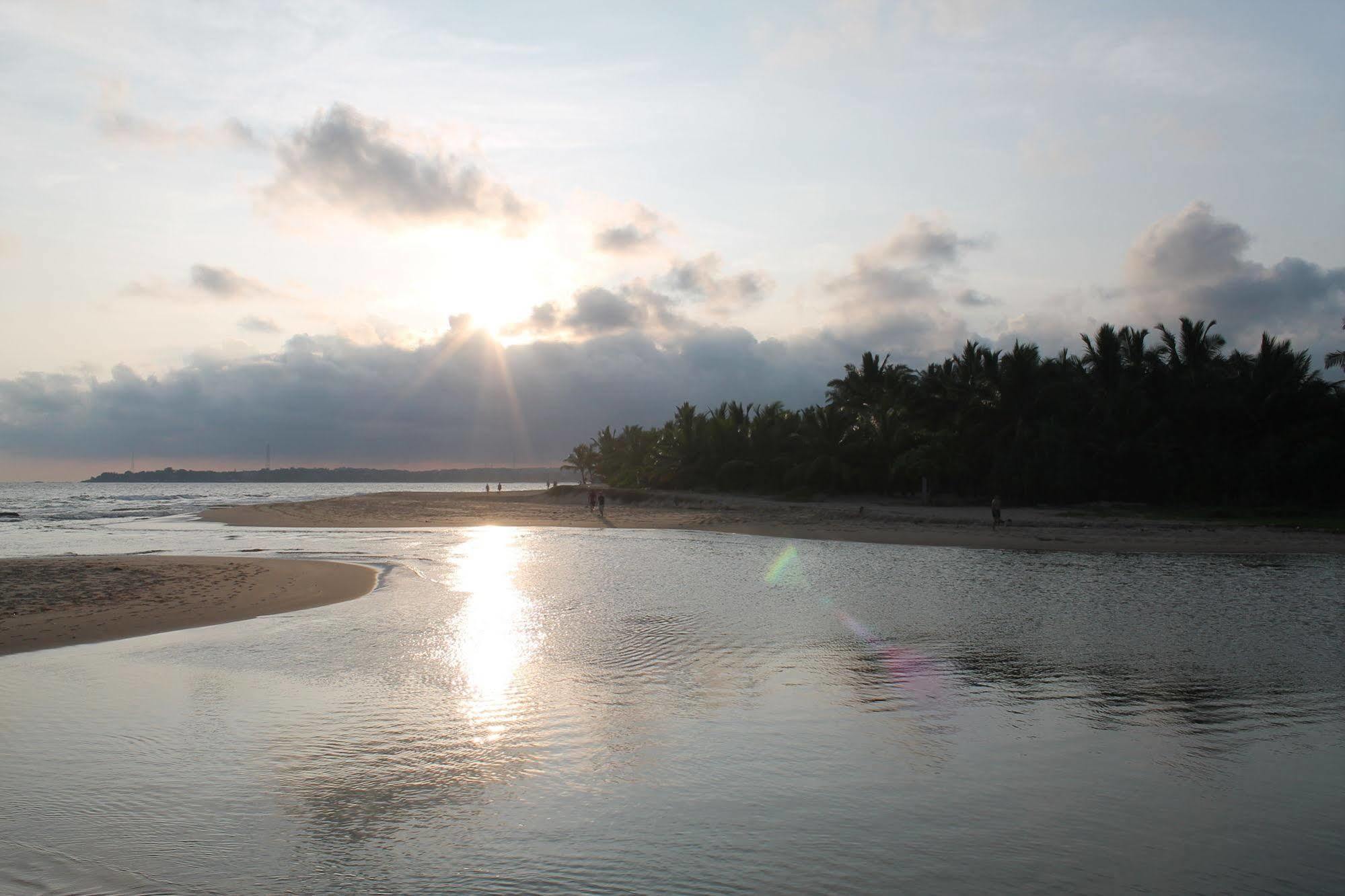 Chillenjoy Cabanas & Restaurant Tangalle Luaran gambar